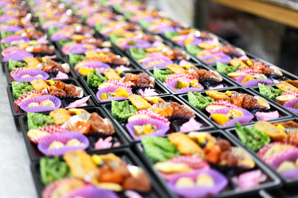 中央弁当