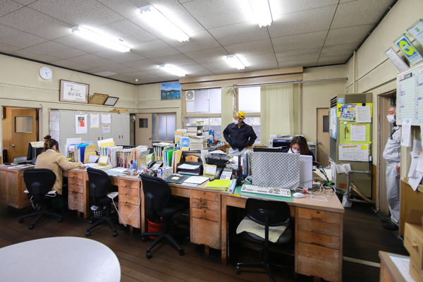 鳥居運送株式会社 江津支店