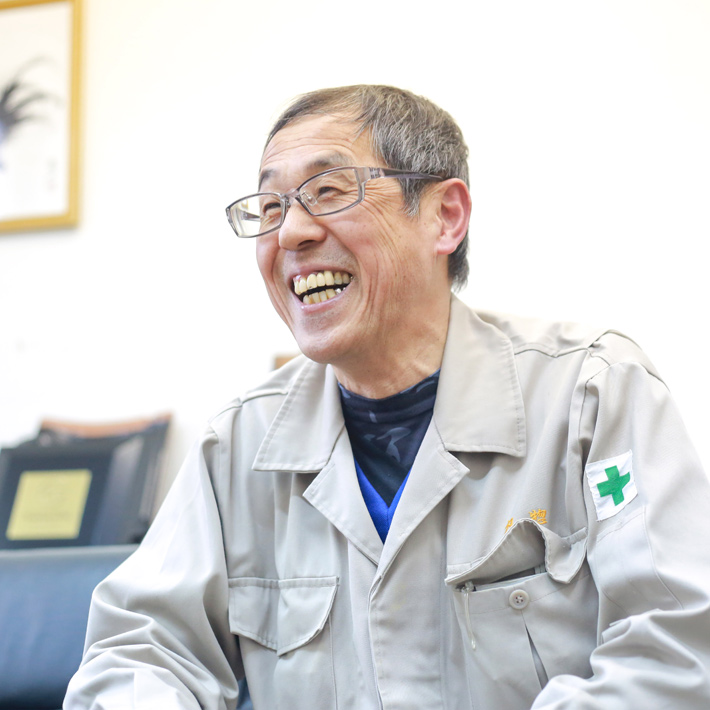 株式会社丸惣で働く人